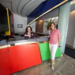Rotel מלון 3*