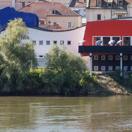 Rotel Hotel